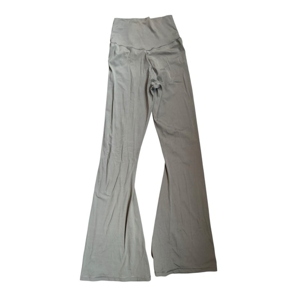 Offline by Aerie Real High Rise Flare Crossover Size M Green - Picture 4 of 8